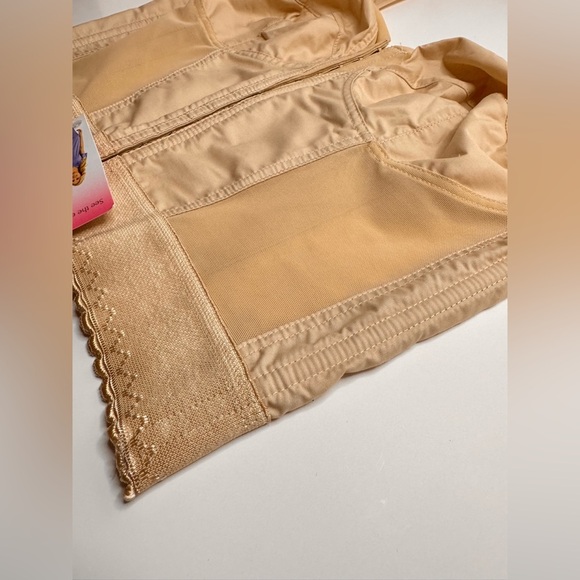 Exquisite Form Beige Longline Front Closure Bra 38B - Picture 4 of 8